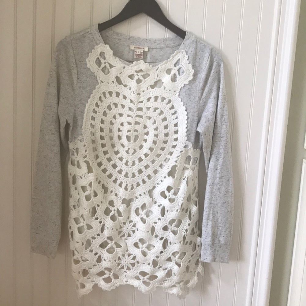 Sundance Grey with Ivory Crochet Long Sleeved Sweater size Small